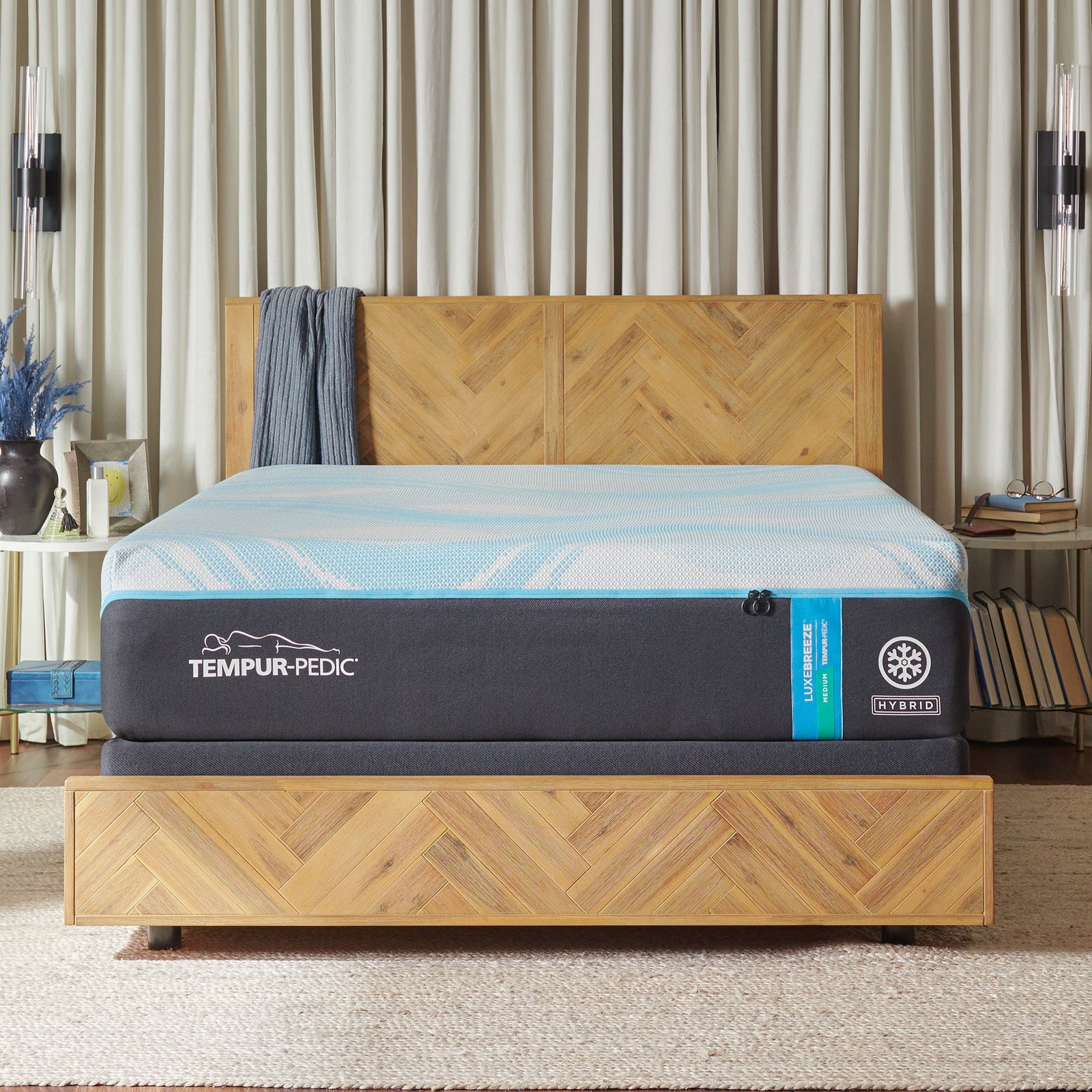 Tempur-Pedic LuxeBreeze Mattress - 10° Cooler