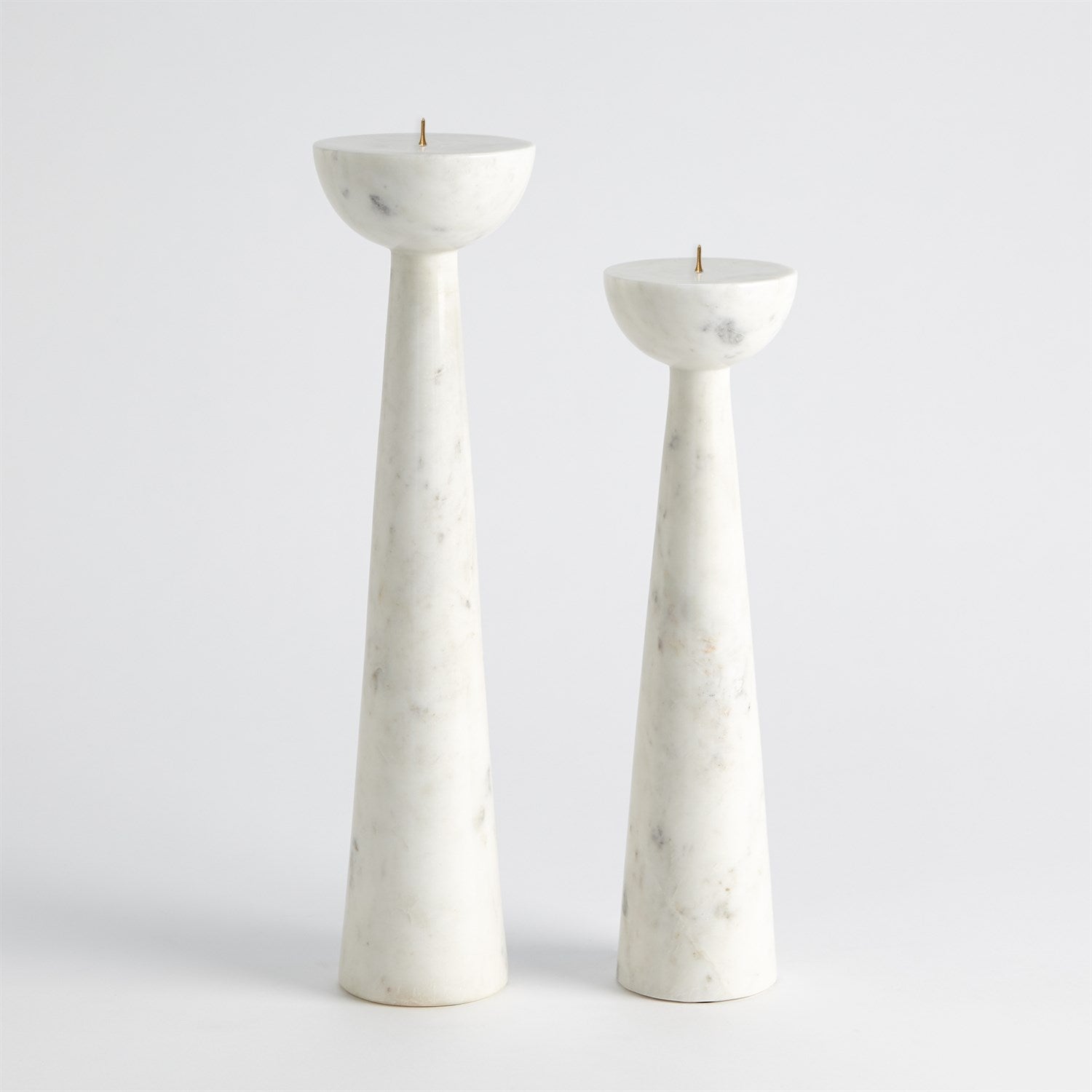Global Views Round Top Candle Stand - White
