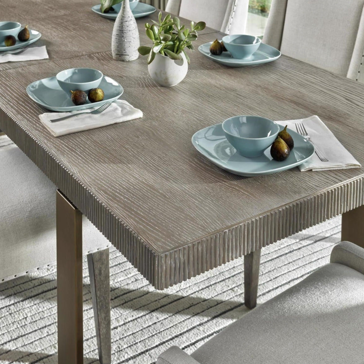 Universal Furniture Modern Robards Rectangular Dining Table