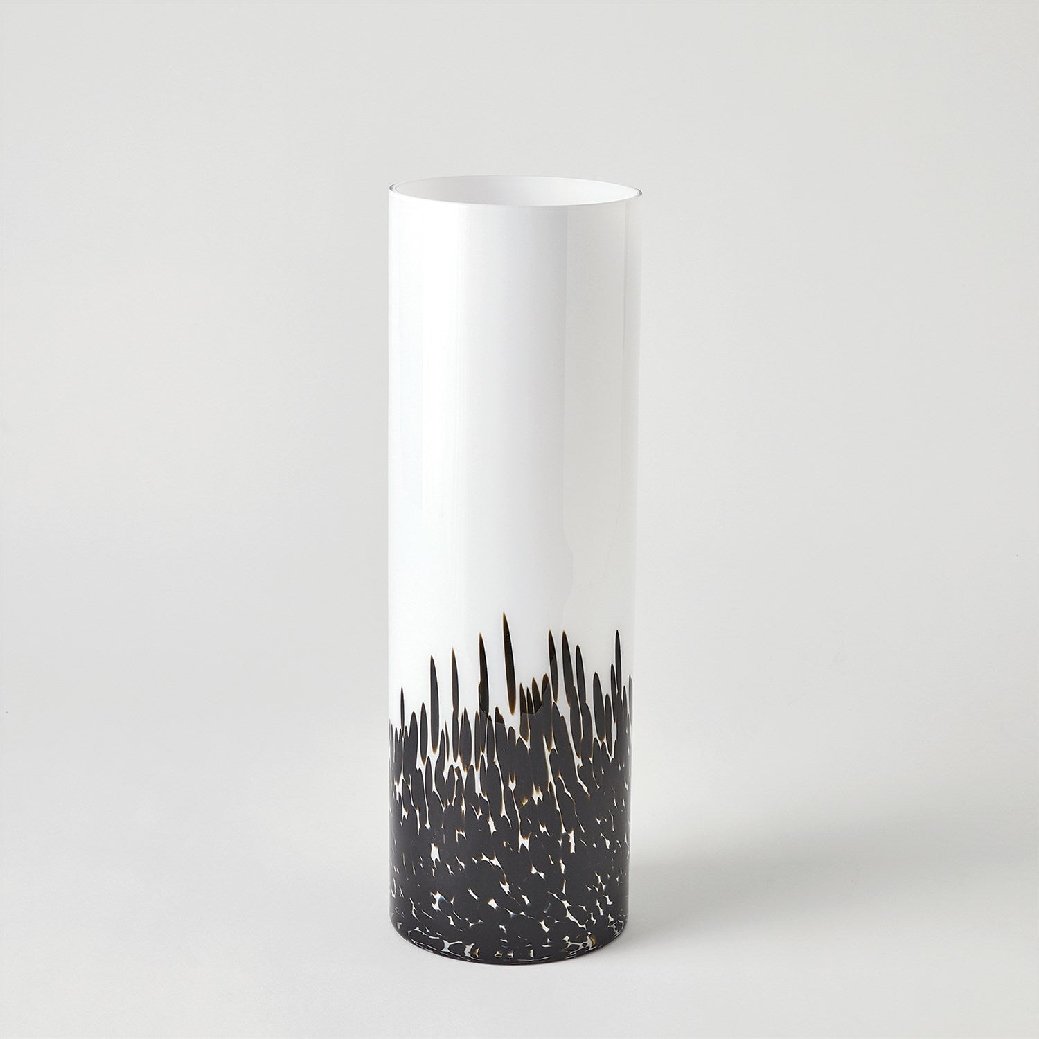Global Views Confetti Vase - BlackWhite