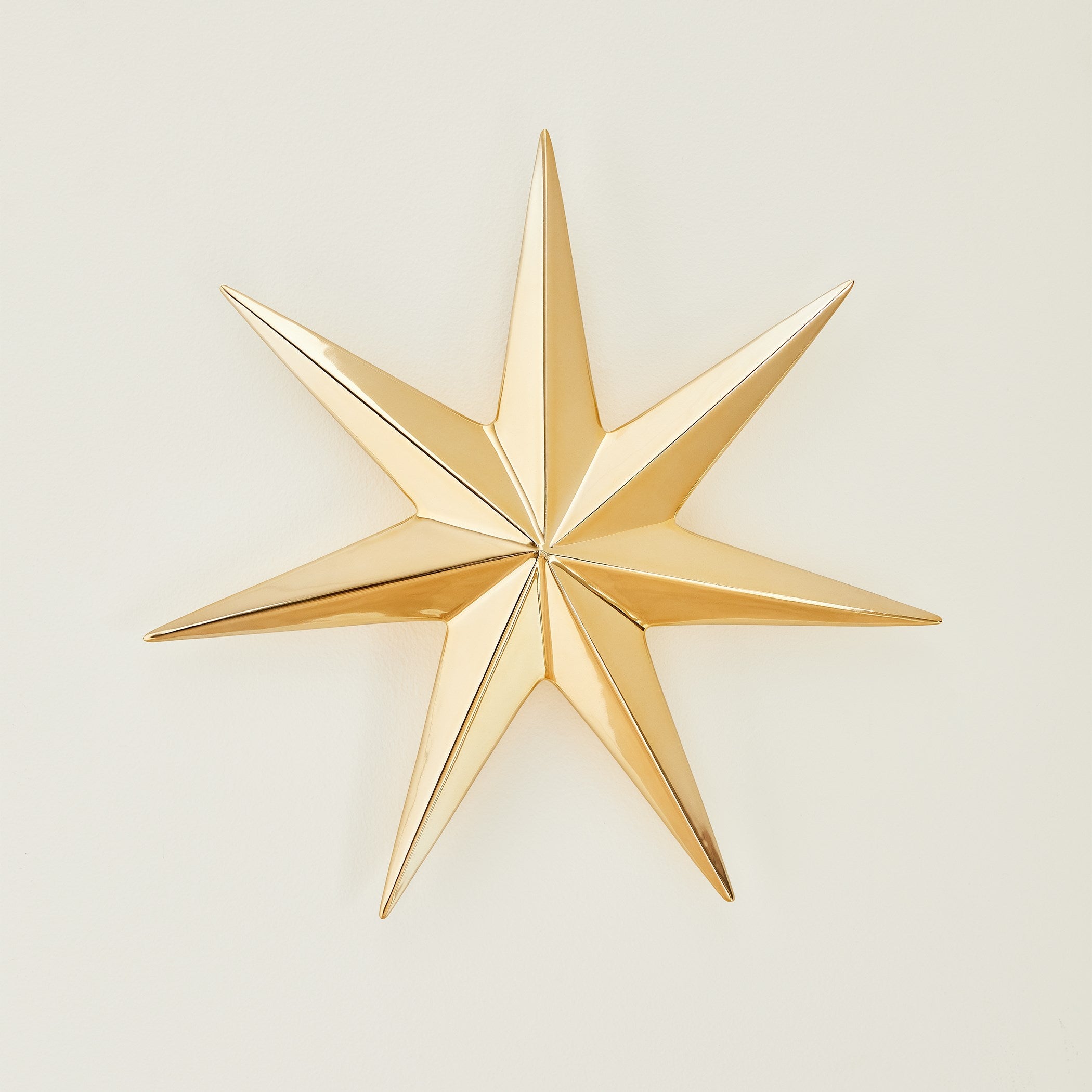 Global Views Stellar Wall Star Gold