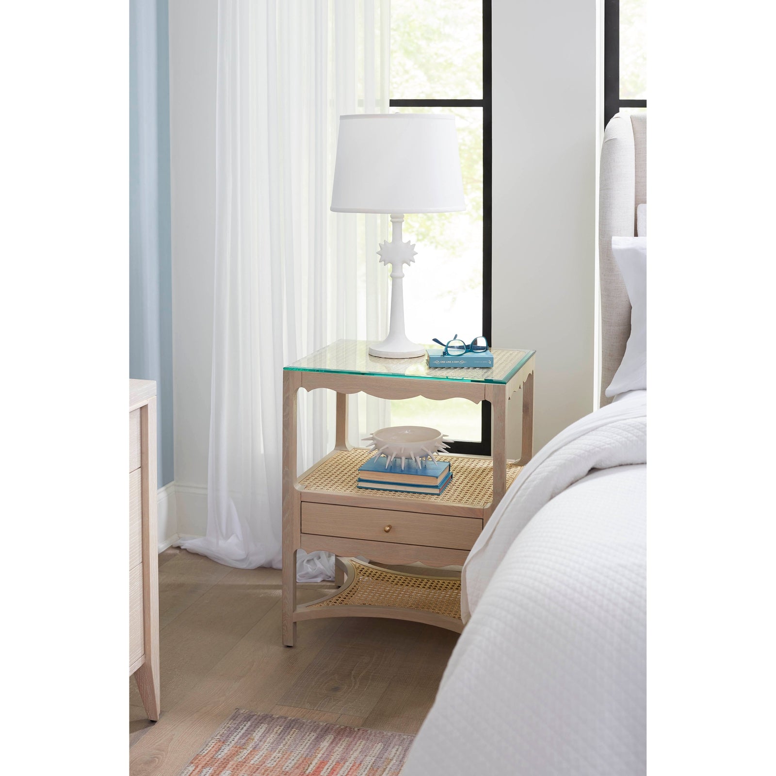 Villa & House Arianna 1-Drawer Side Table