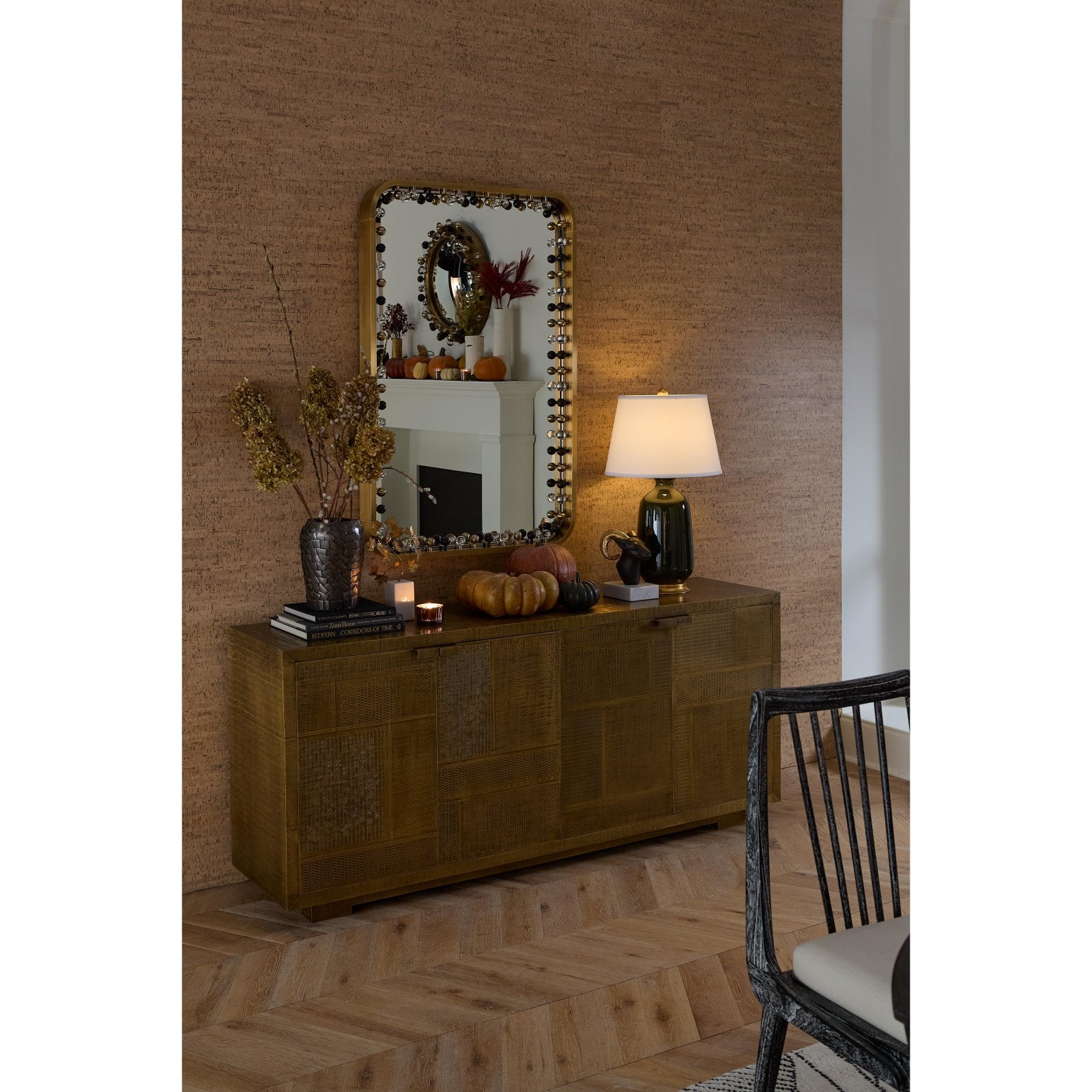 Villa & House Carolyn Table Lamp