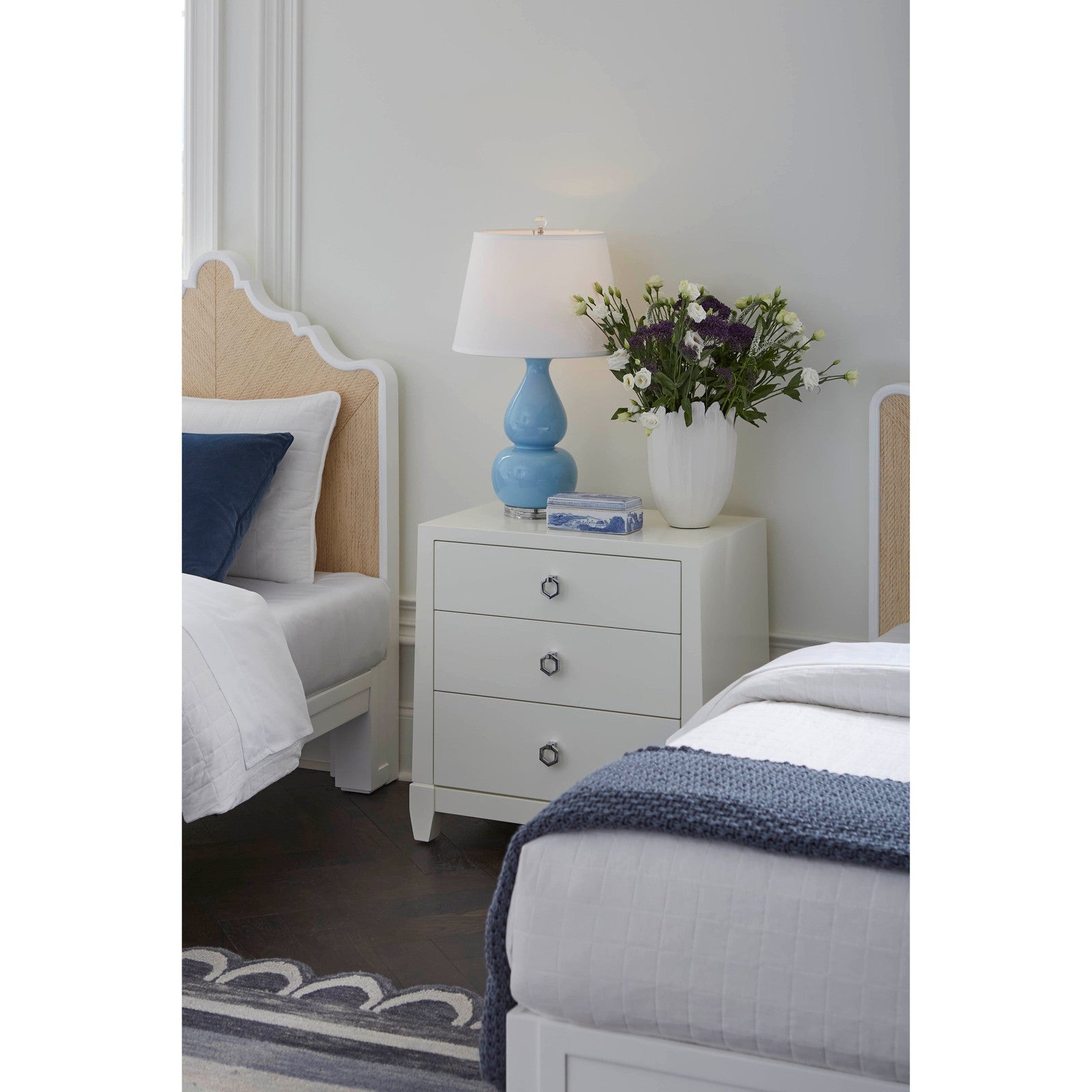 Villa & House Madison 3-Drawer Side Table