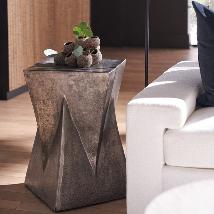 Universal Furniture New Modern Persephone Side Table