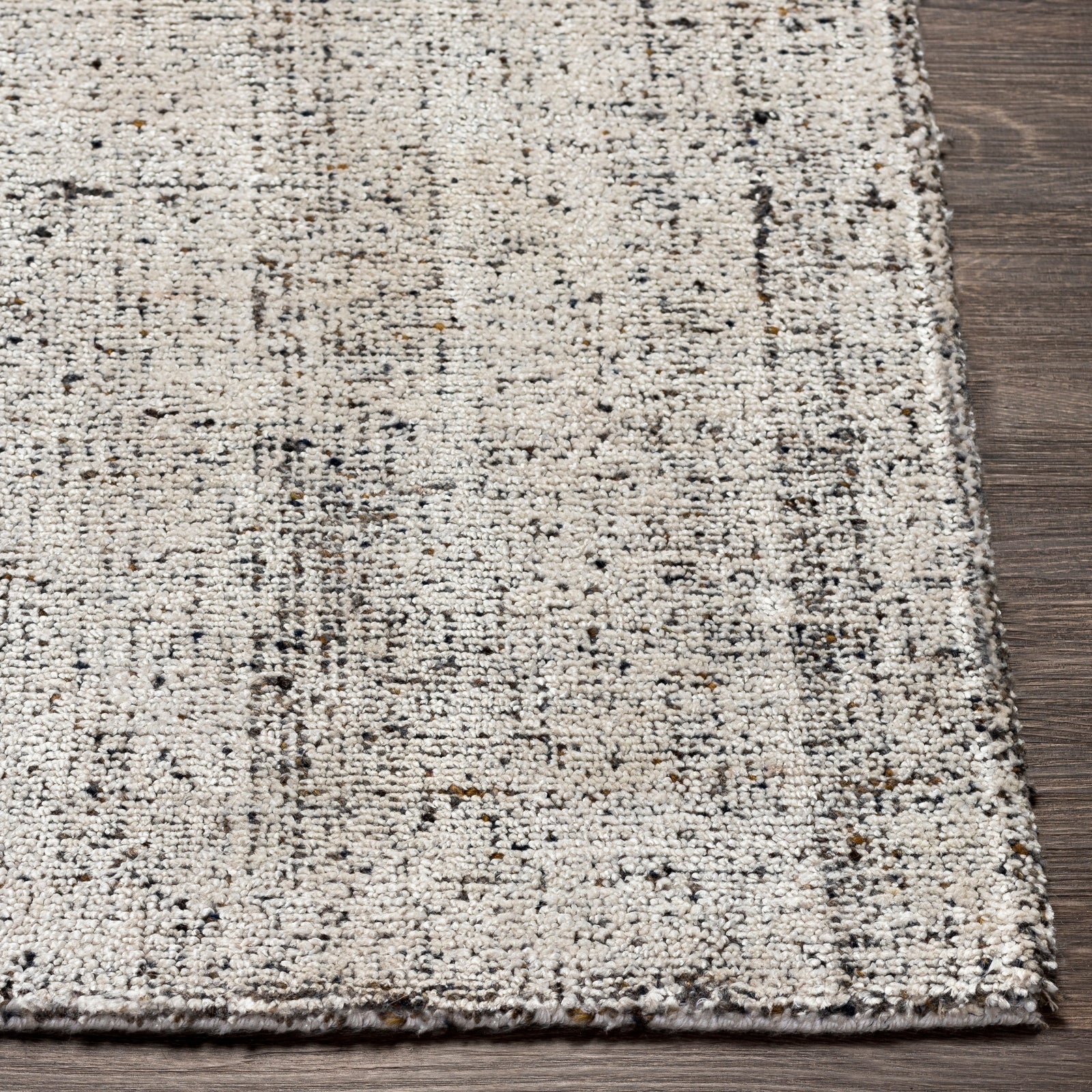 Surya Helen HLE-2304 Rug