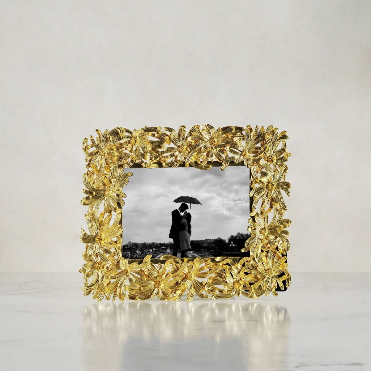 Michael Aram Dahlia Frame