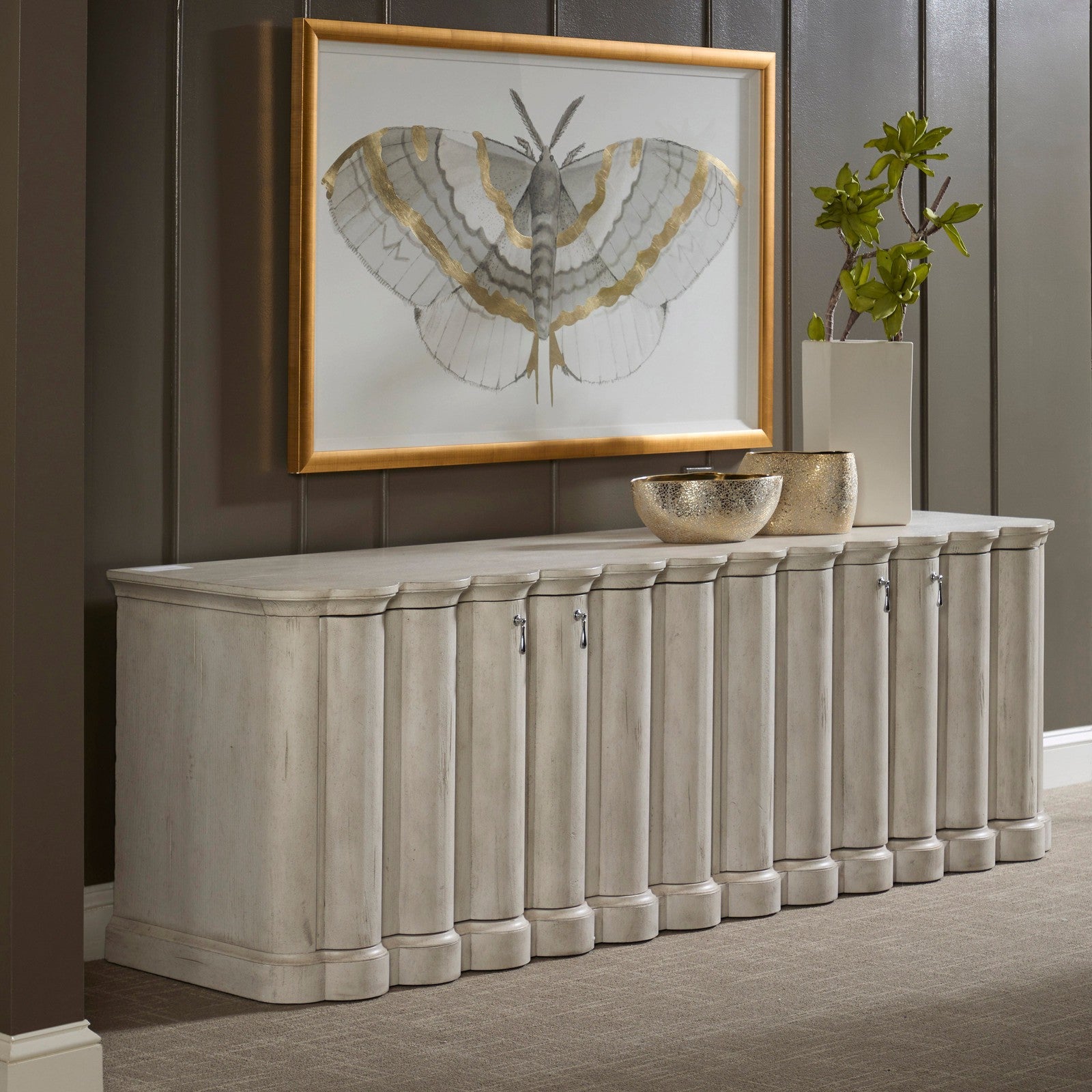 Pulaski Furniture Mid-Century 4 Door Entertainment Credenza