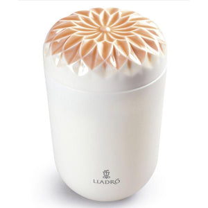 Lladro Echoes of Nature Candle