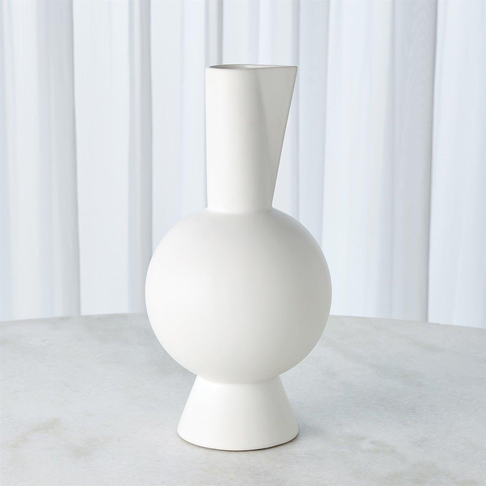 Global Views Classic Pitcher