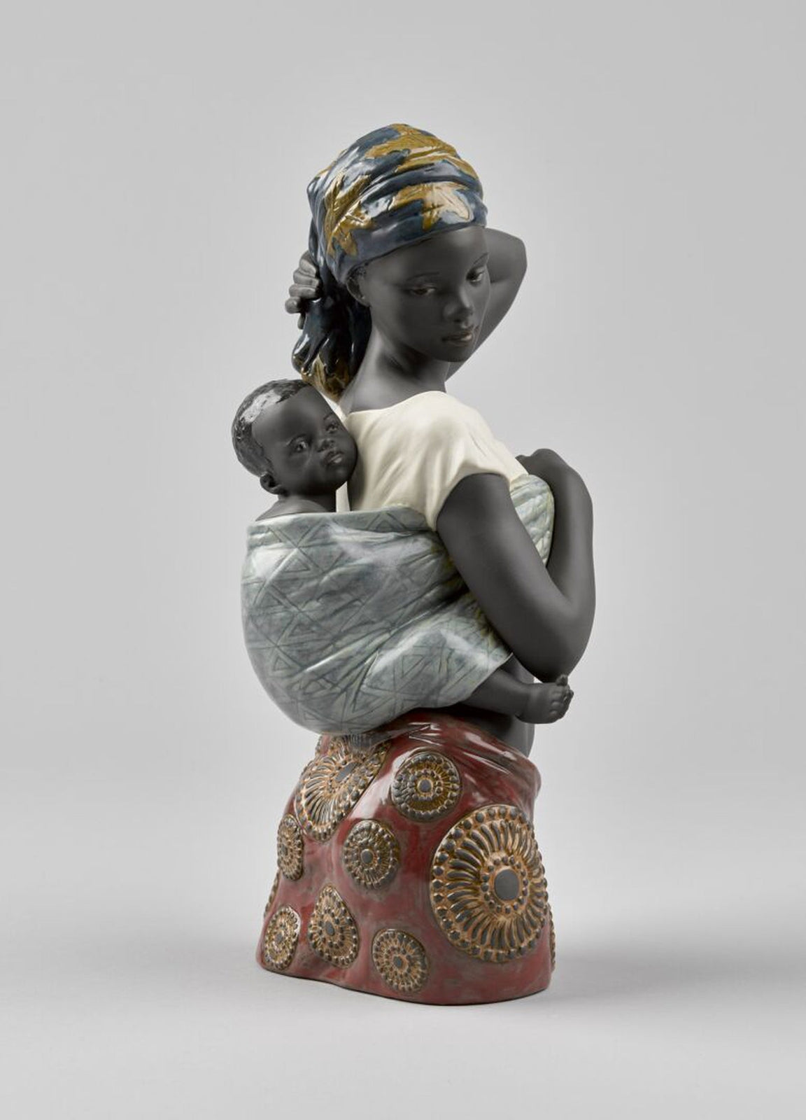 Lladro African Bond Mother Figurine