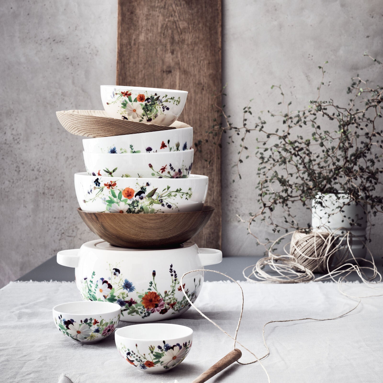 Rosenthal Brillance Grand Air Covered Vegetable Bowl