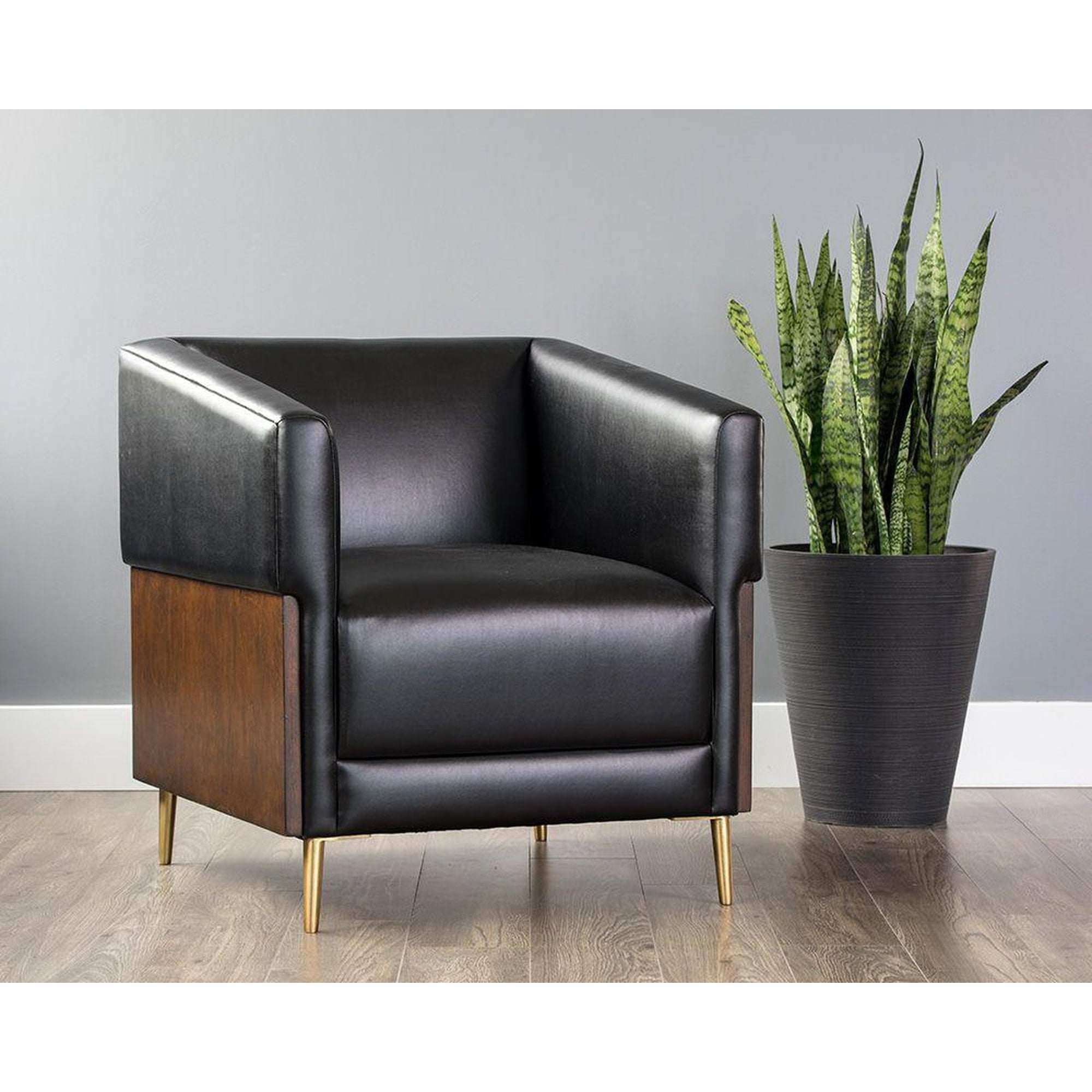 Sunpan Shylo Armchair - Castillo Black