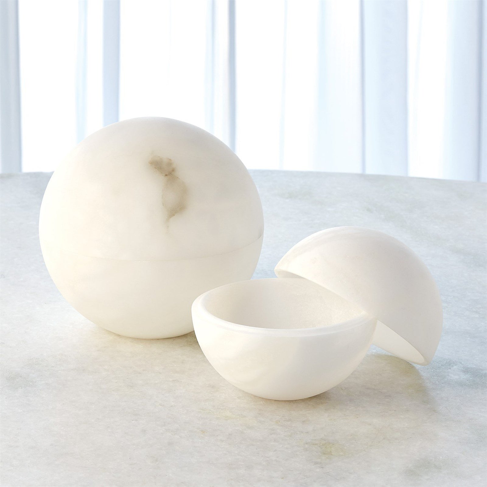 Global Views Alabaster Sphere Box White