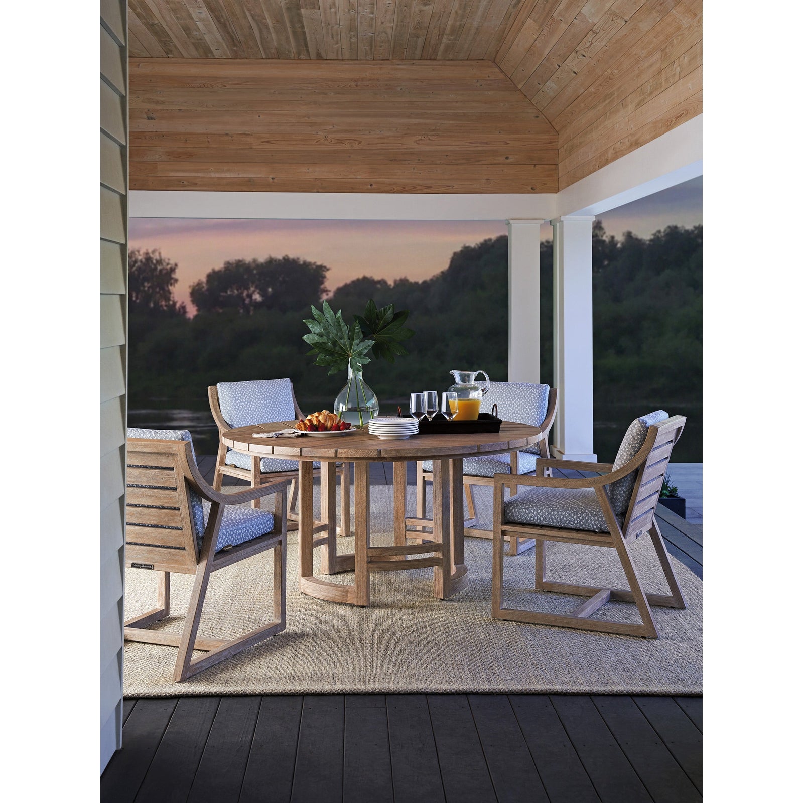 Tommy Bahama Outdoor Stillwater Cove Round Dining Table