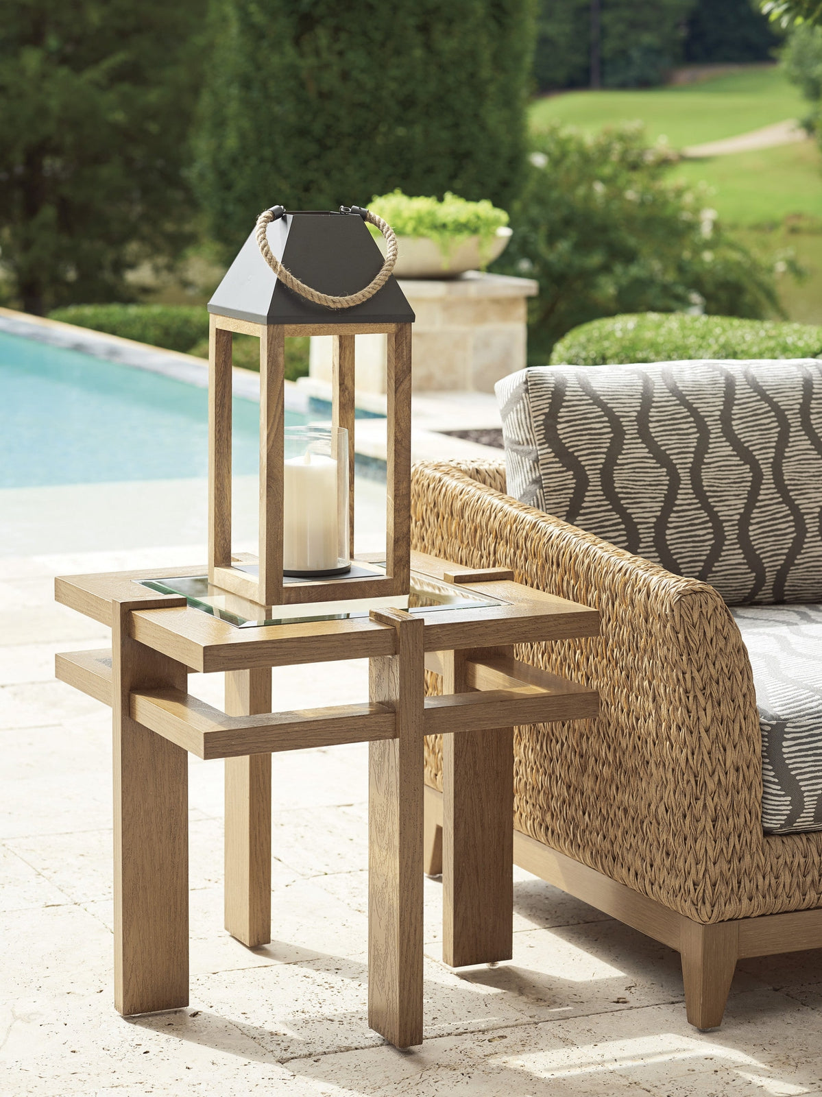 Tommy Bahama Outdoor Los Altos Valley View Square End Table