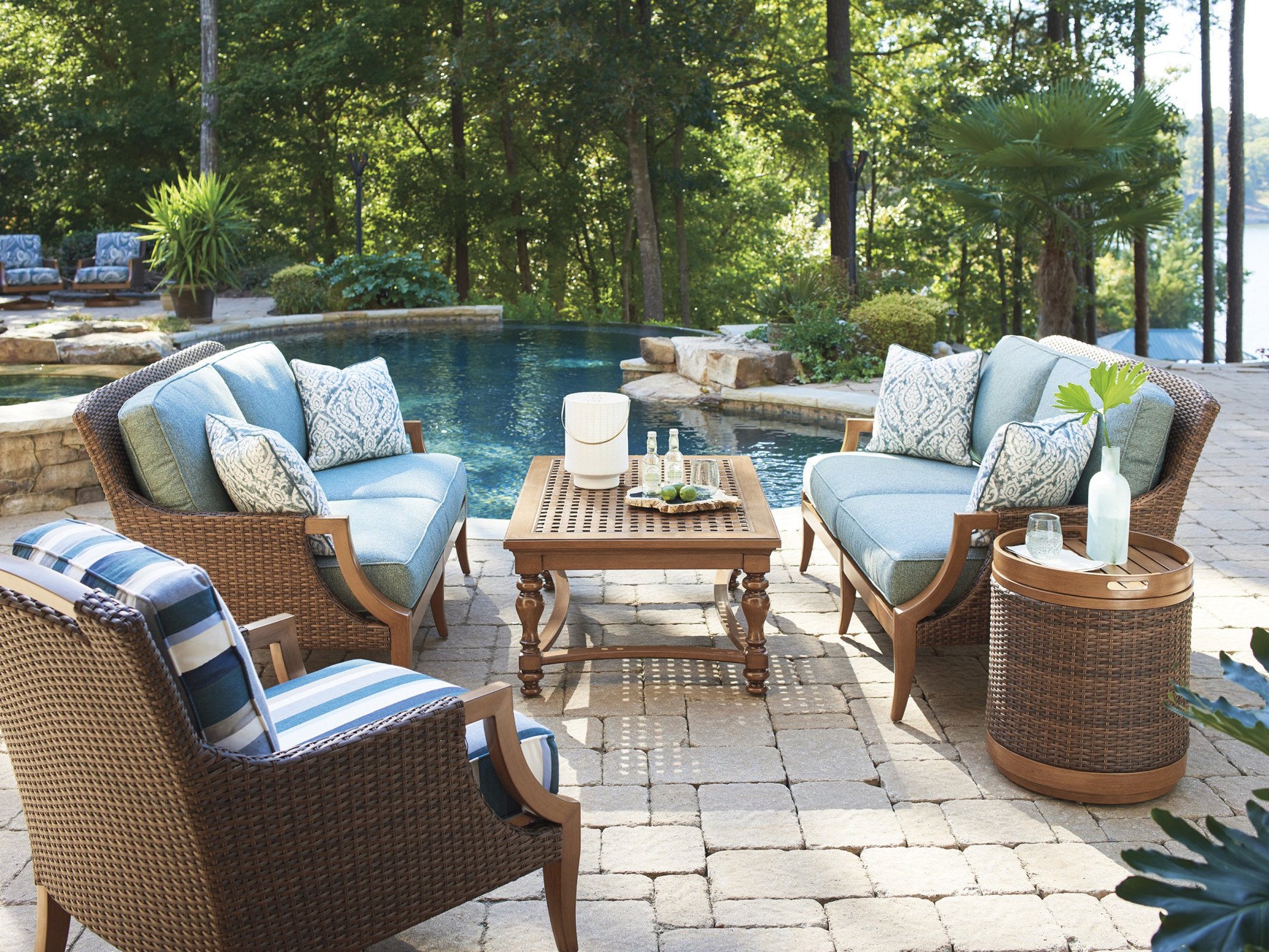 Tommy Bahama Outdoor Harbor Isle Rectangular Cocktail Table