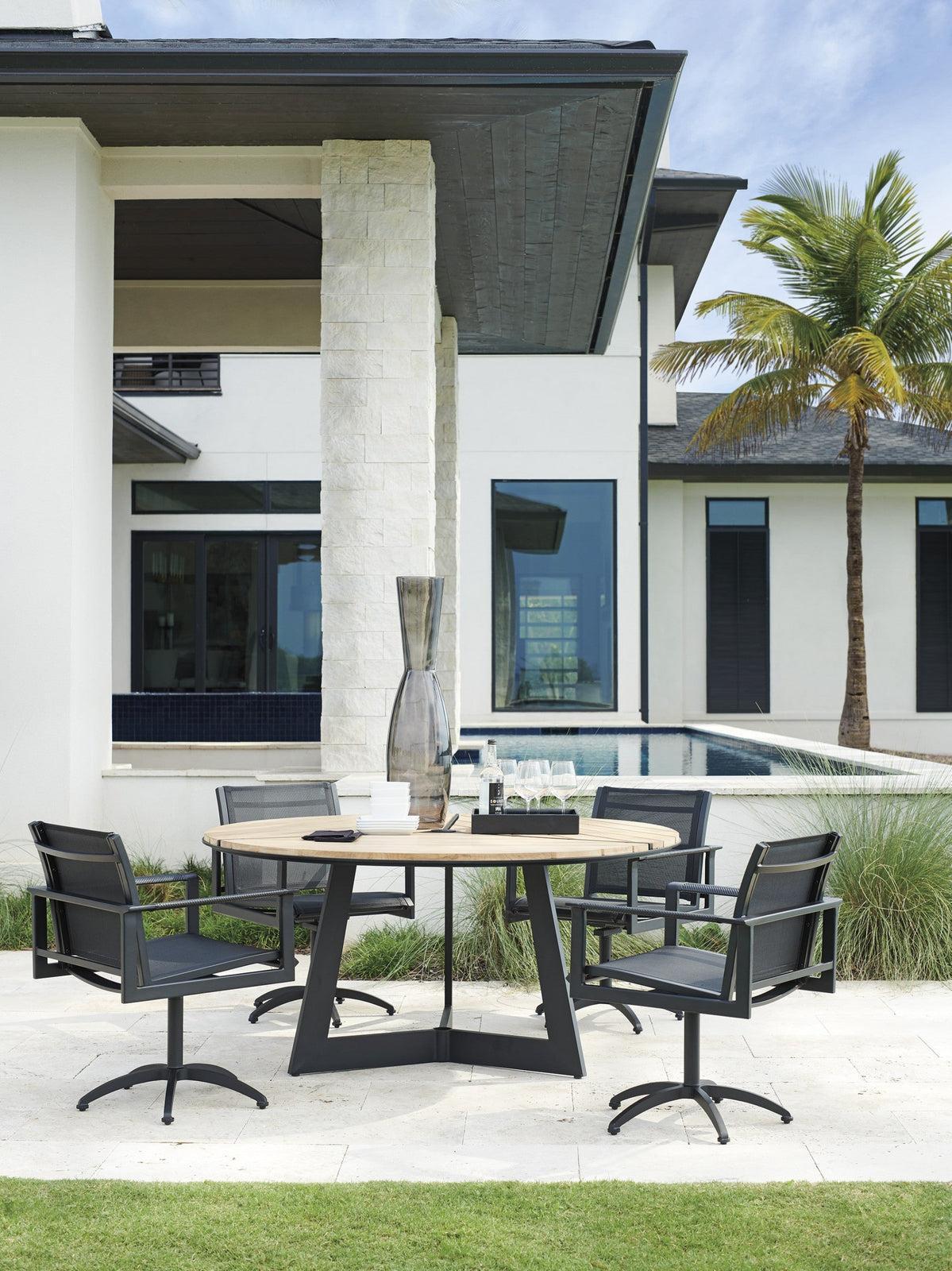 Tommy Bahama Outdoor South Beach Round Dining Table