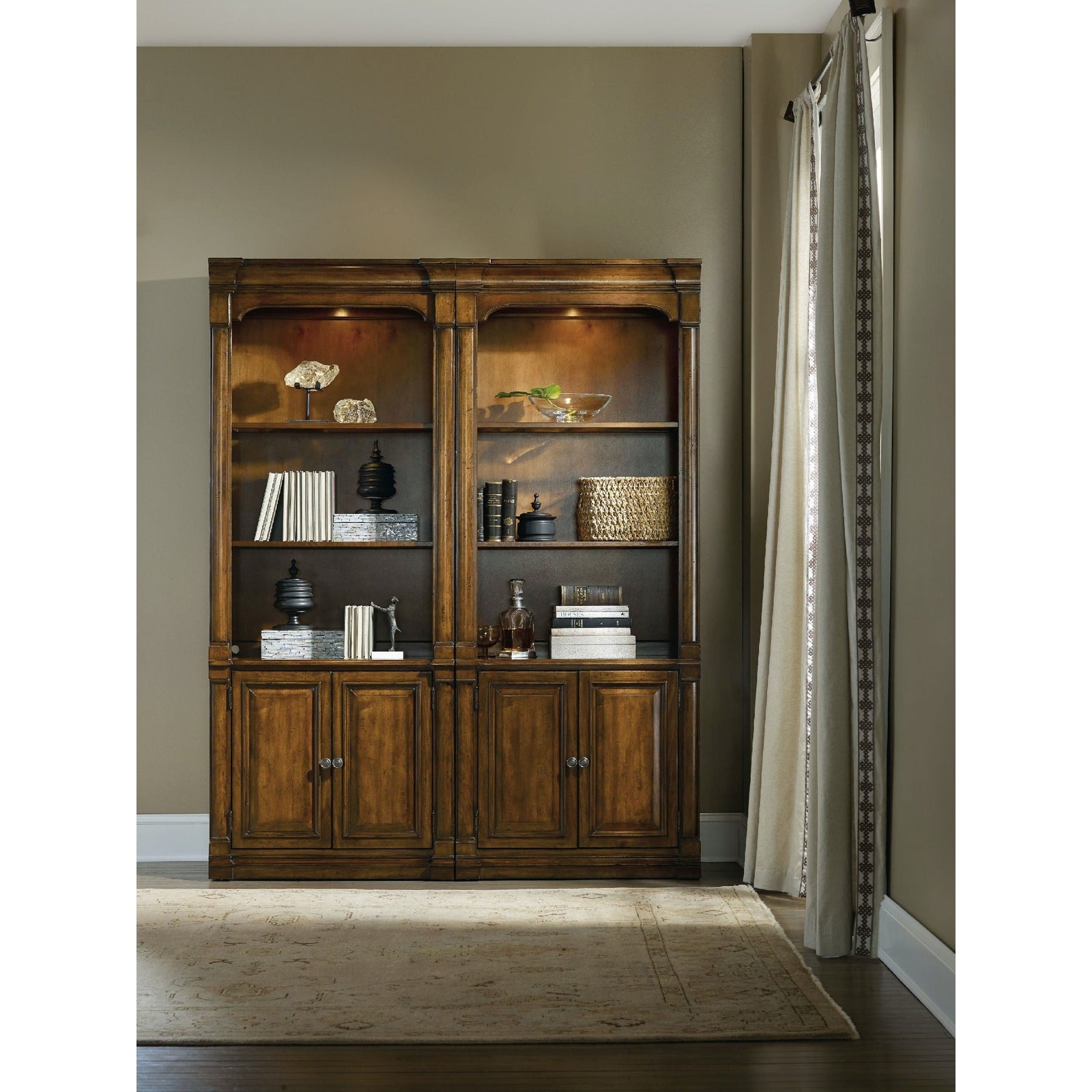 Hooker Furniture Tynecastle Bunching Bookcase