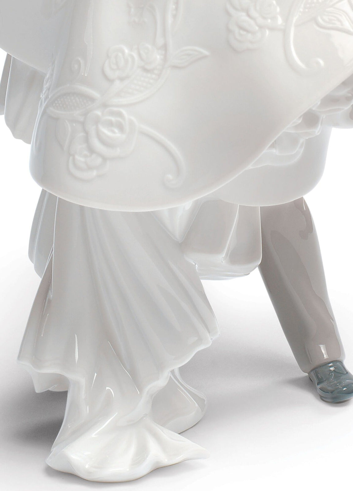 Lladro The Happiest Day Couple Figurine Type 357