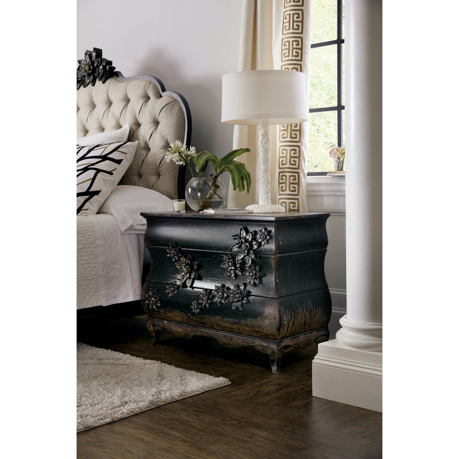 Hooker Furniture Sanctuary Charmant Bachelorette Chest