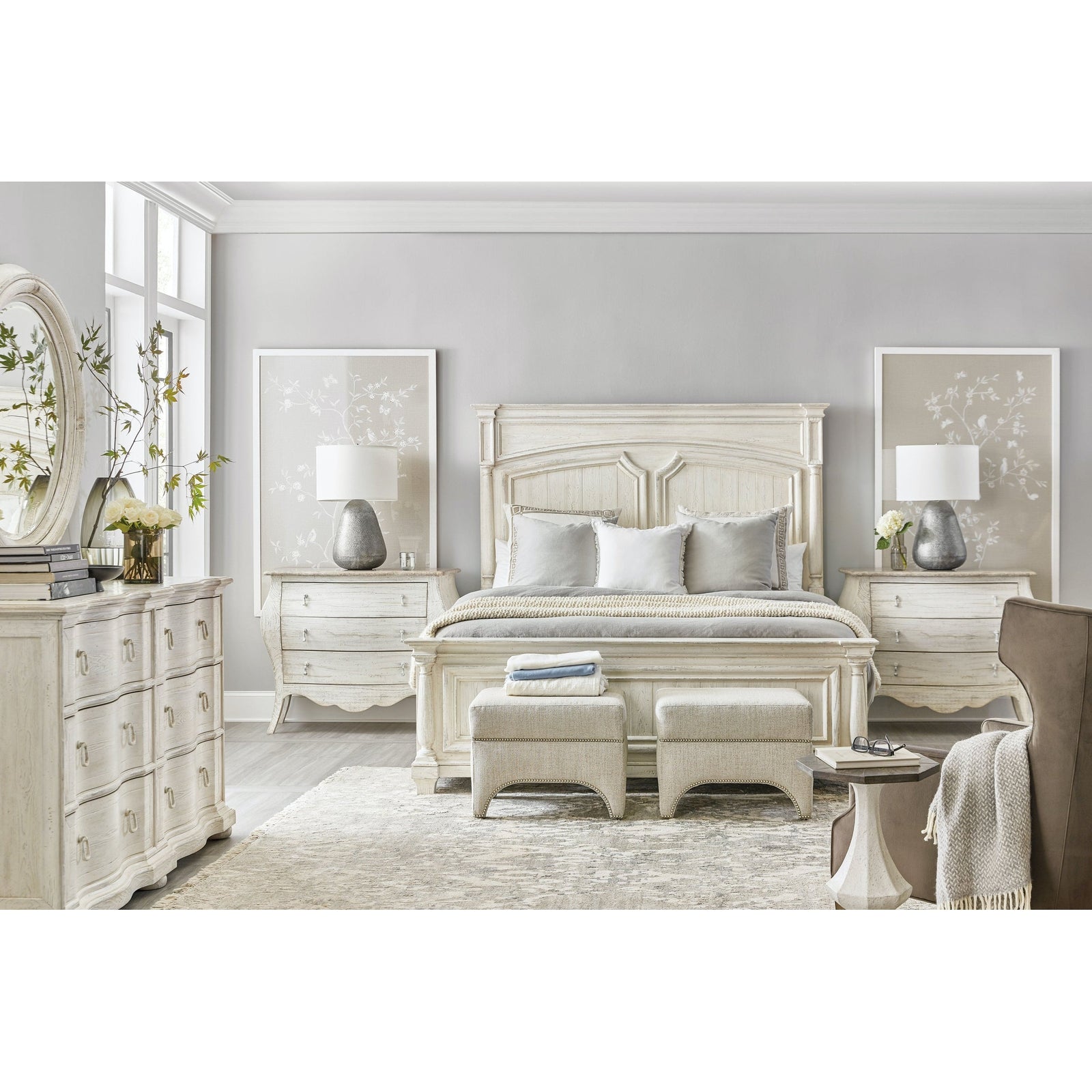 Hooker Furniture Traditions Round Mirror