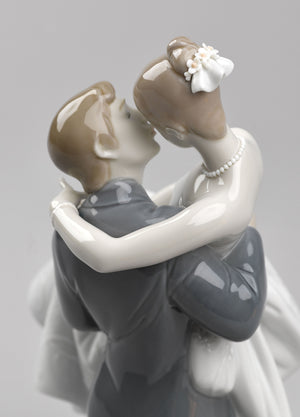 Lladro The Happiest Day Couple Figurine Type 356