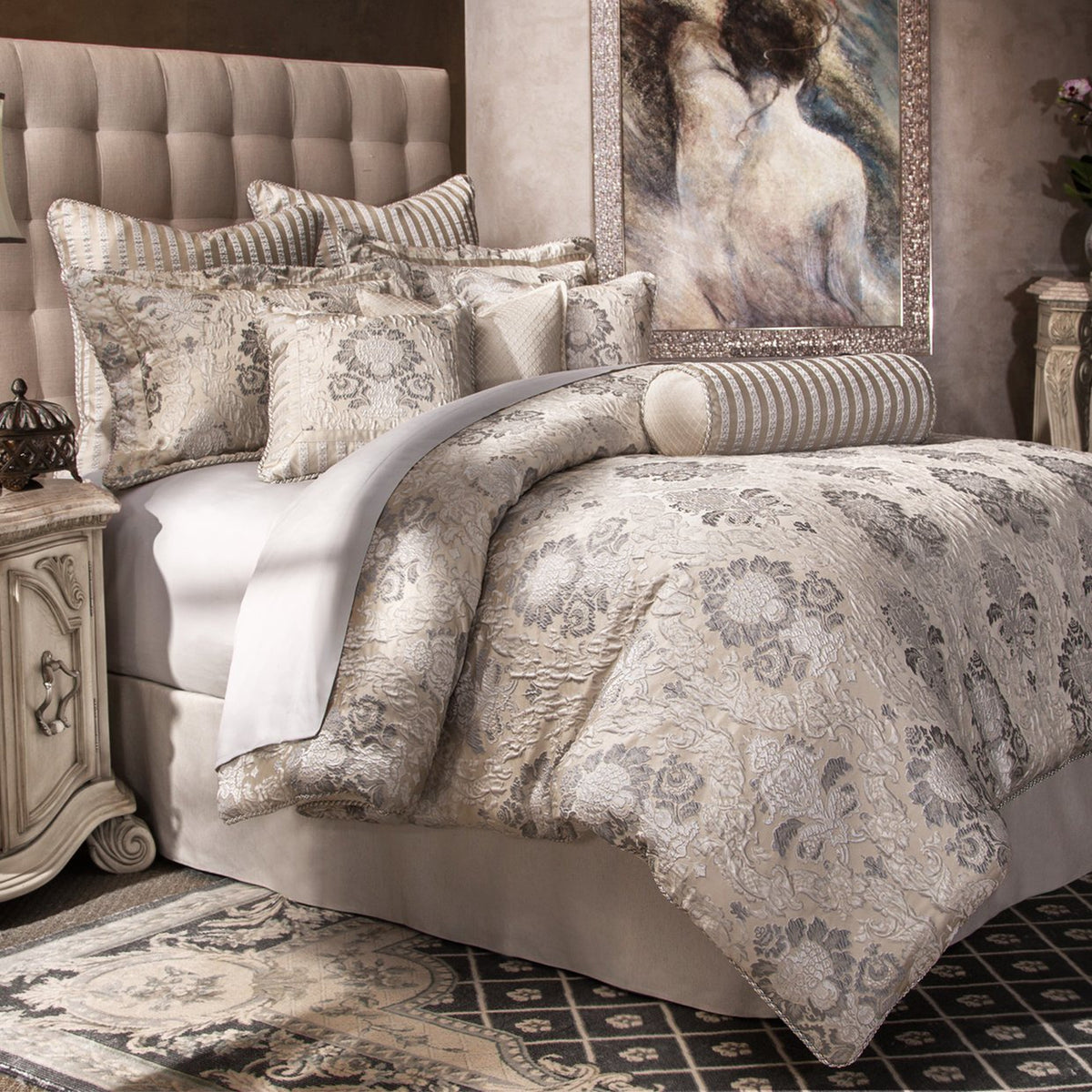 Michael Amini Luxembourg Comforter Set Creme — Grayson Living