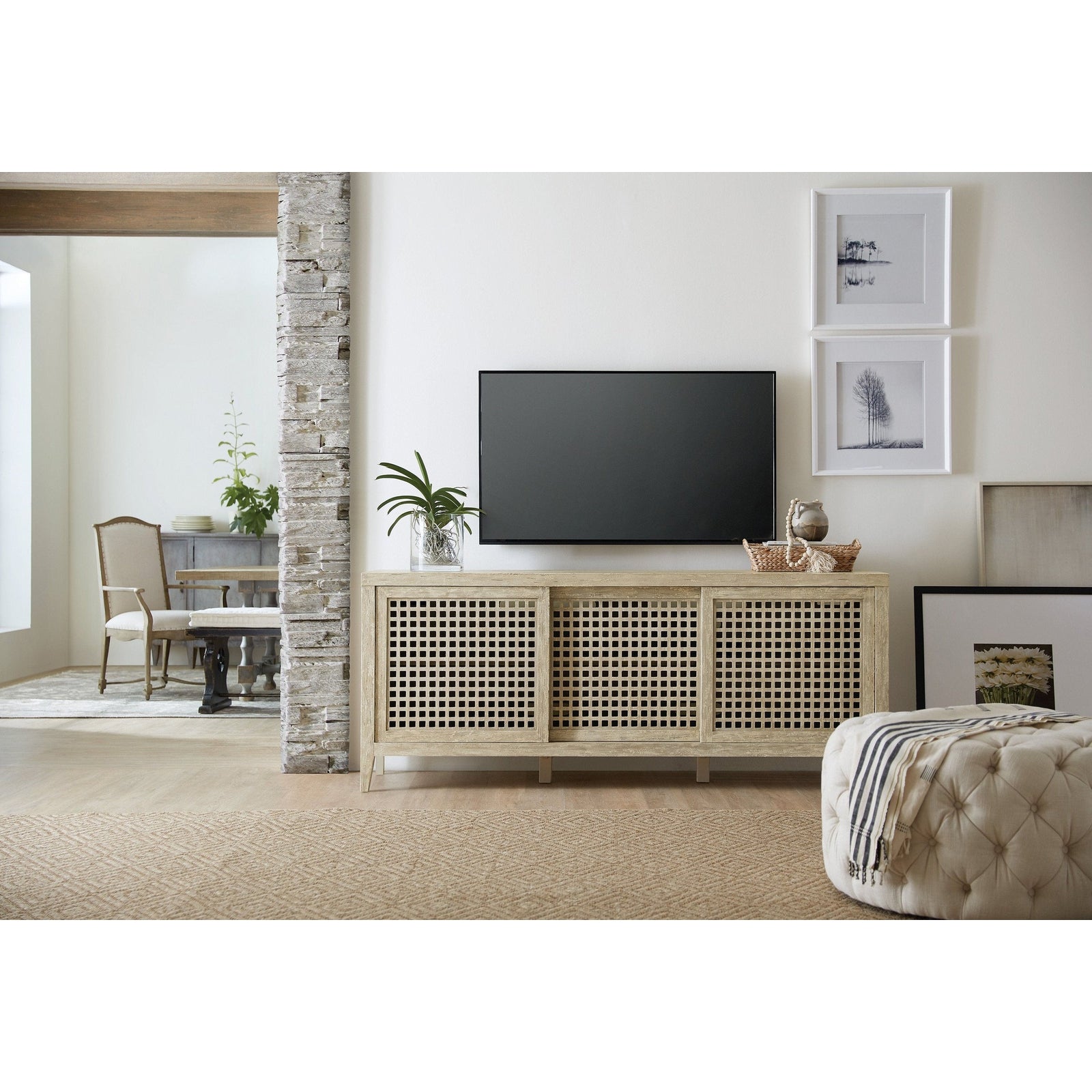 Hooker Furniture Ciao Bella Entertainment Console