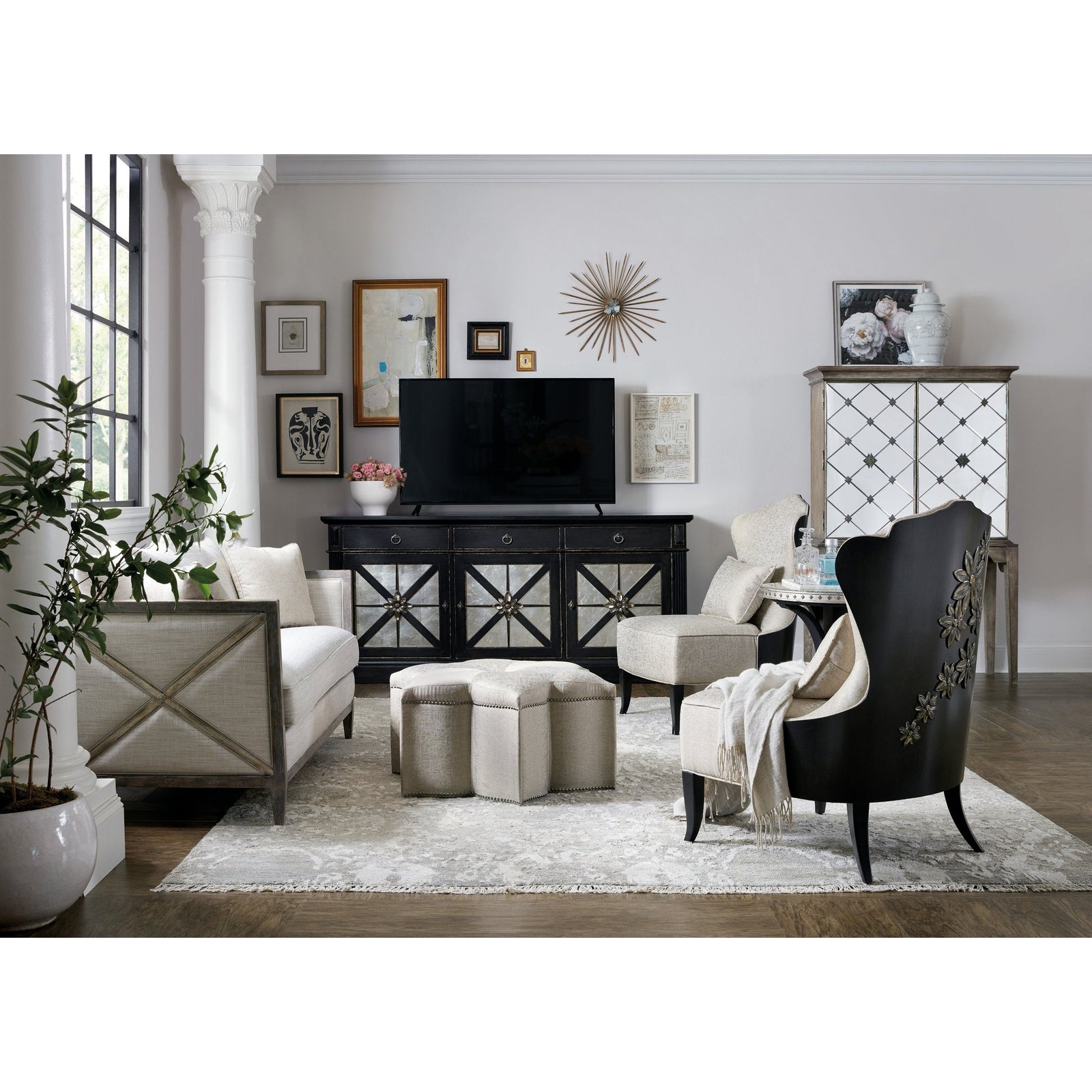 Hooker Furniture Sanctuary Star of the Show Ottoman