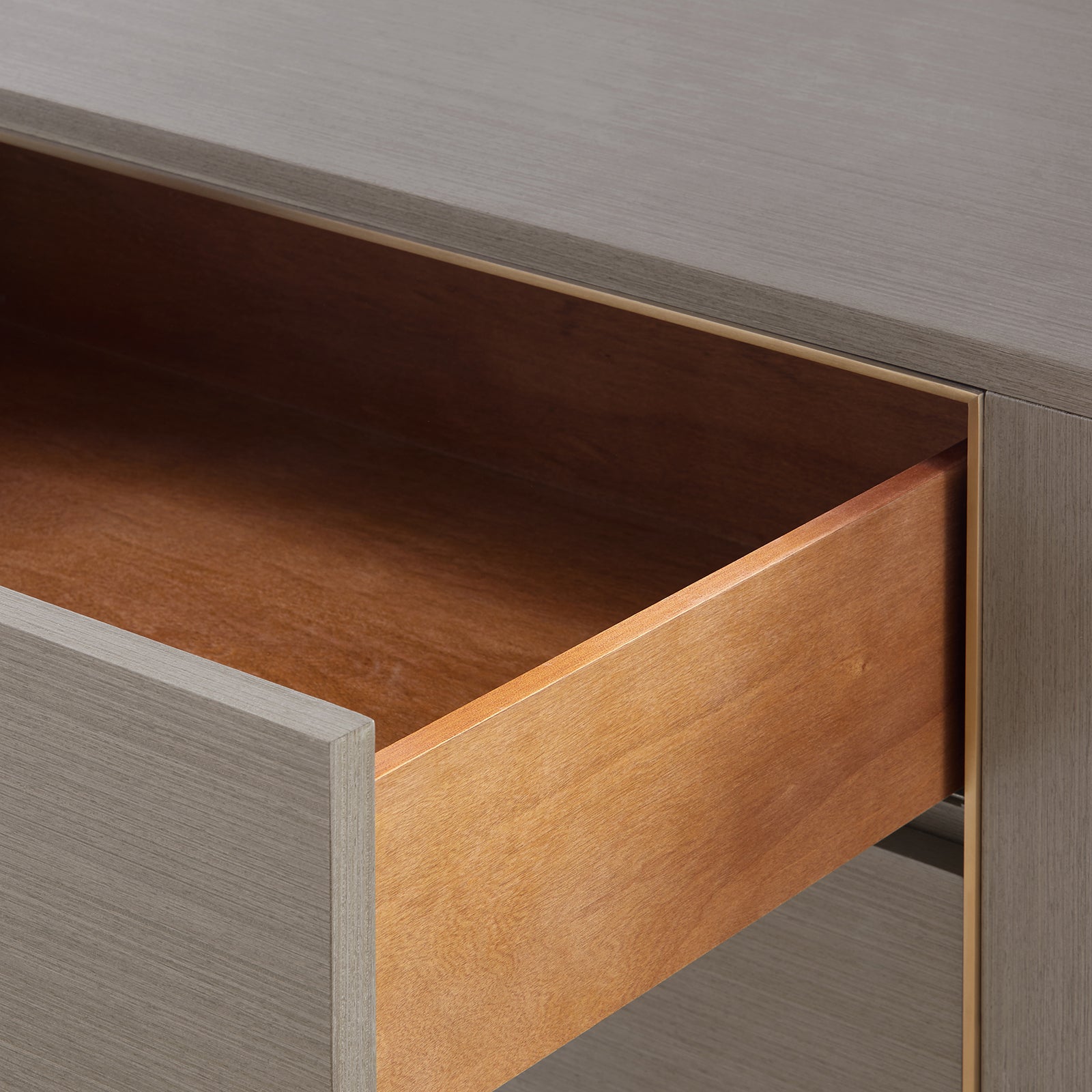 Villa & House Morris Extra Large 6-Drawer by Bungalow 5