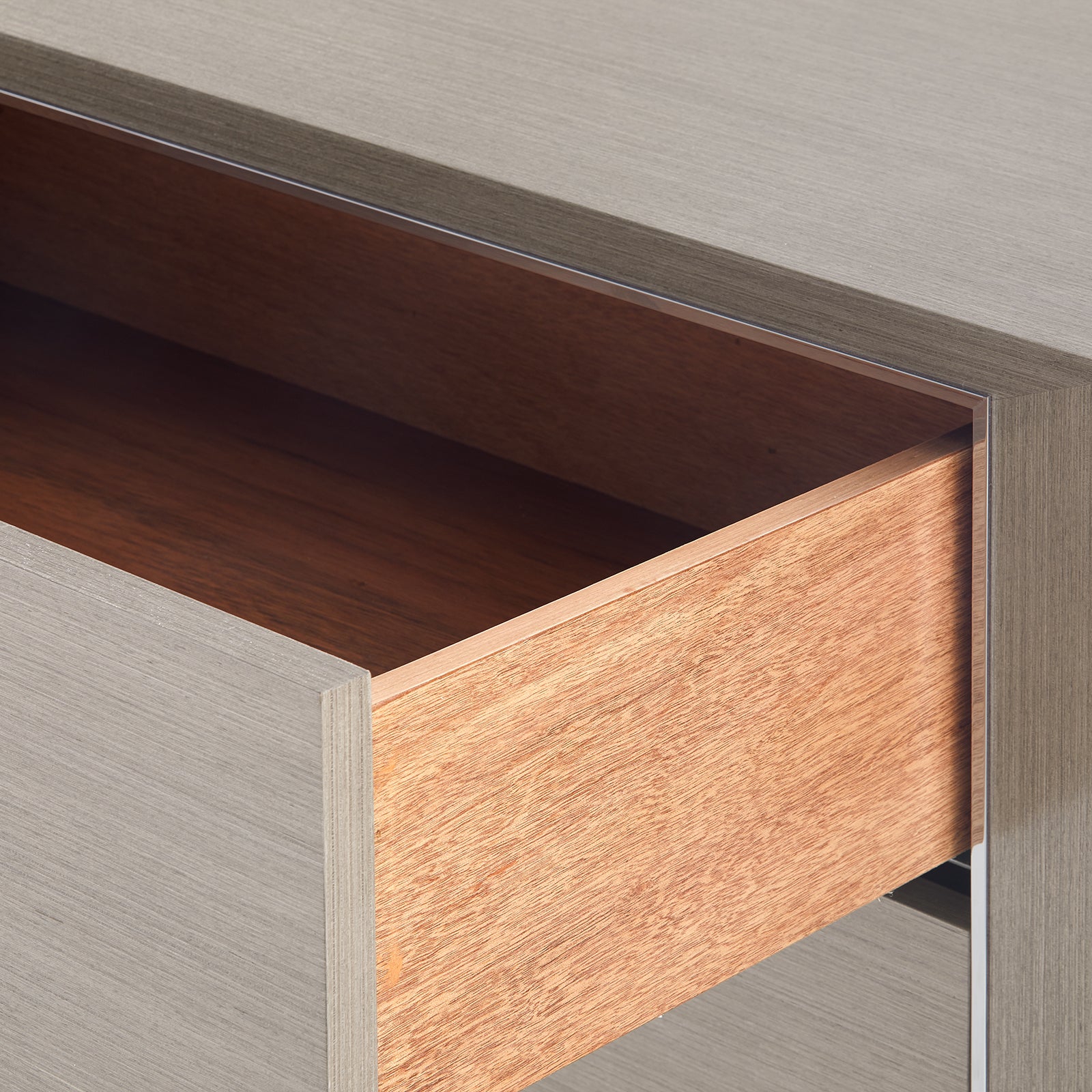 Villa & House Morris Extra Large 6-Drawer by Bungalow 5
