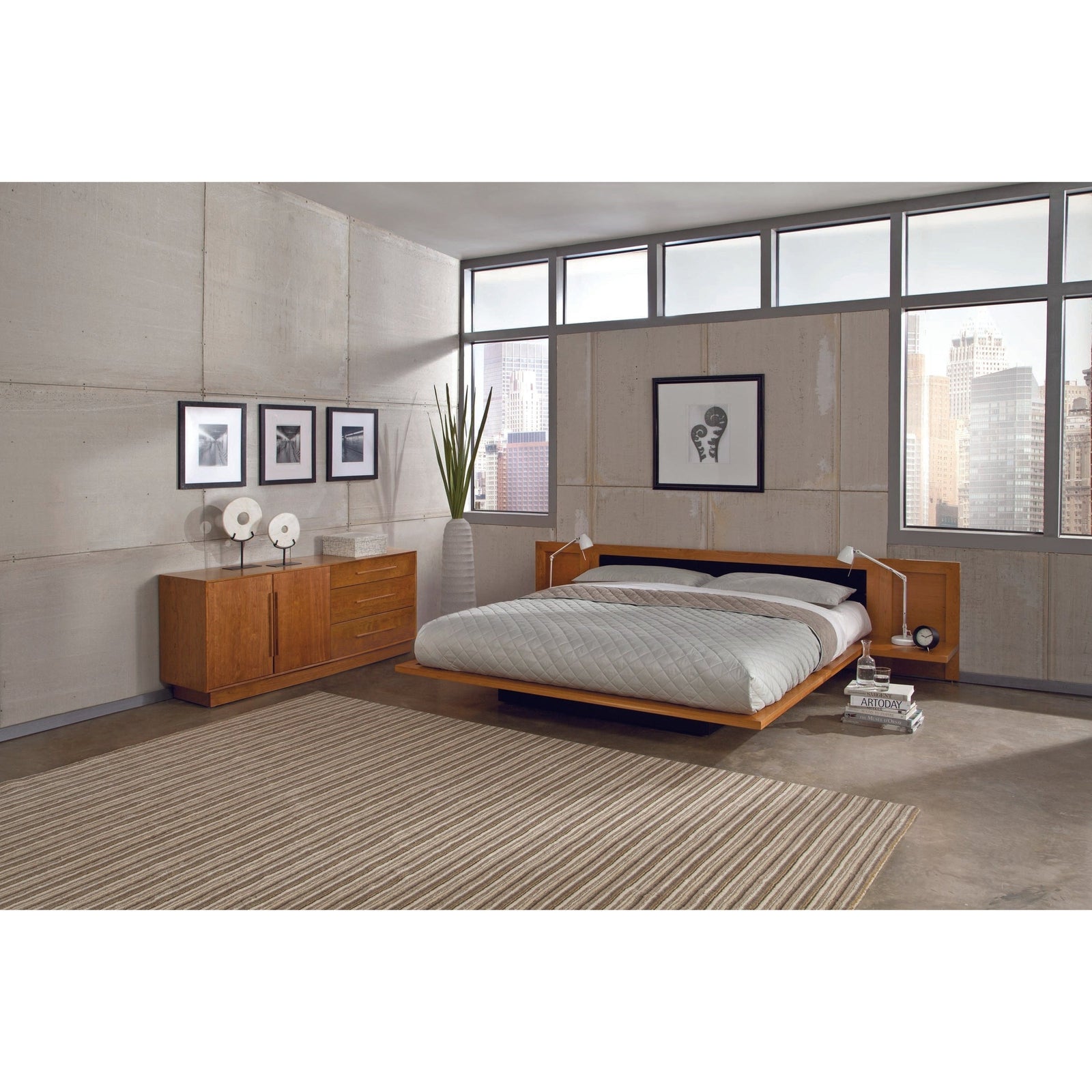 Copeland Moduluxe Bed with Clapboard Headboard