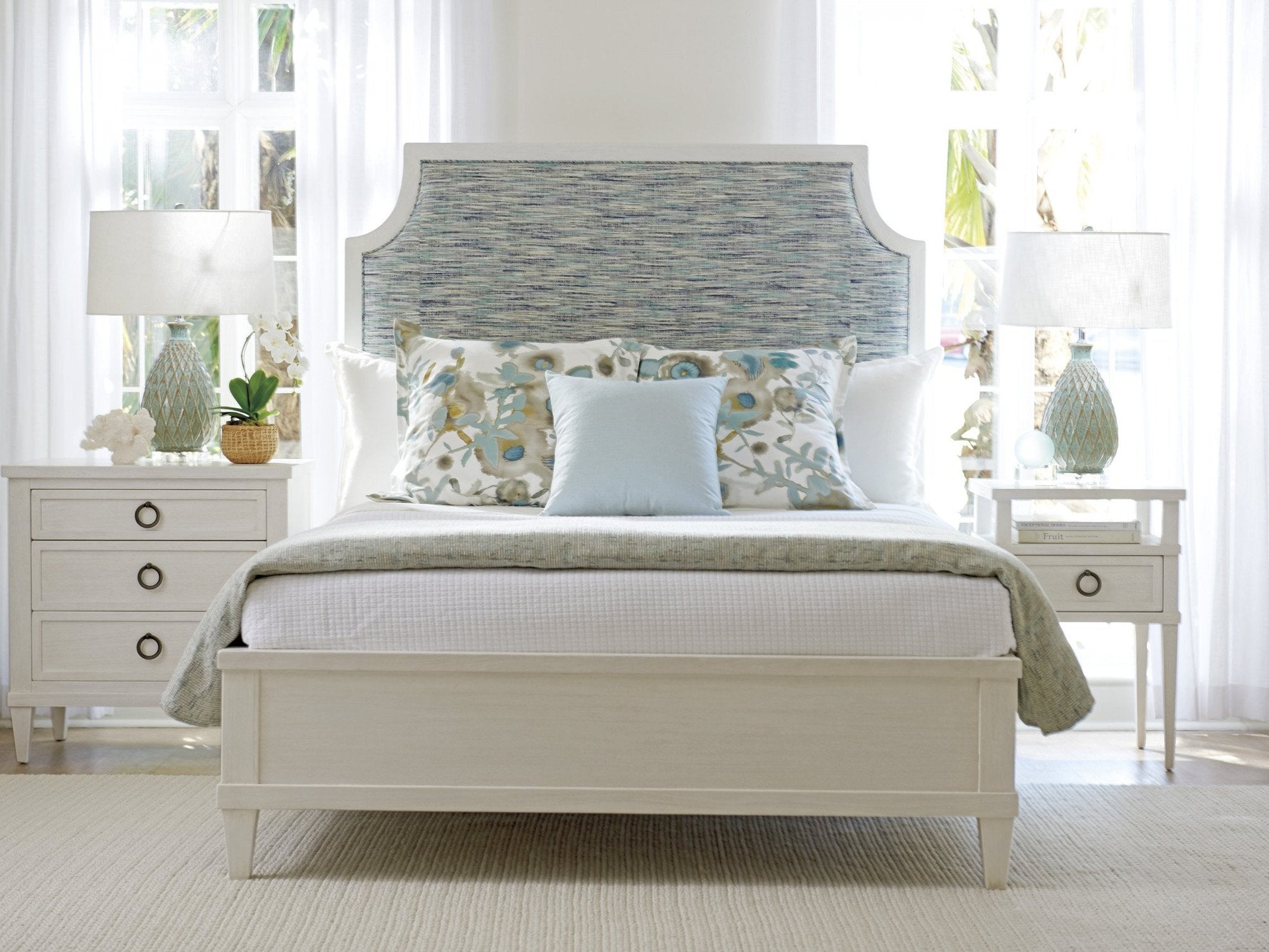 Tommy Bahama Home Ocean Breeze Collier Night Table