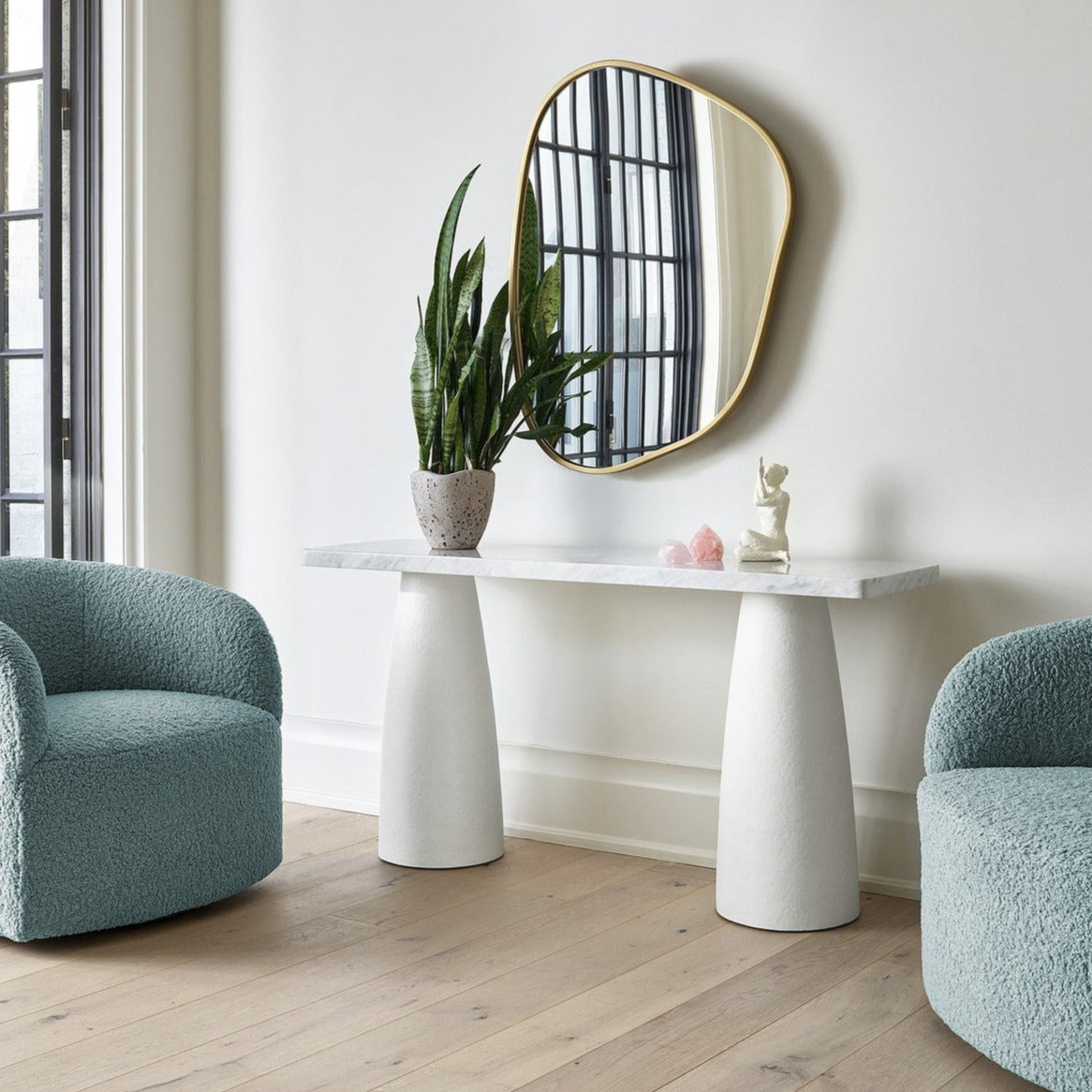 Universal Furniture Tranquility Harmony Console