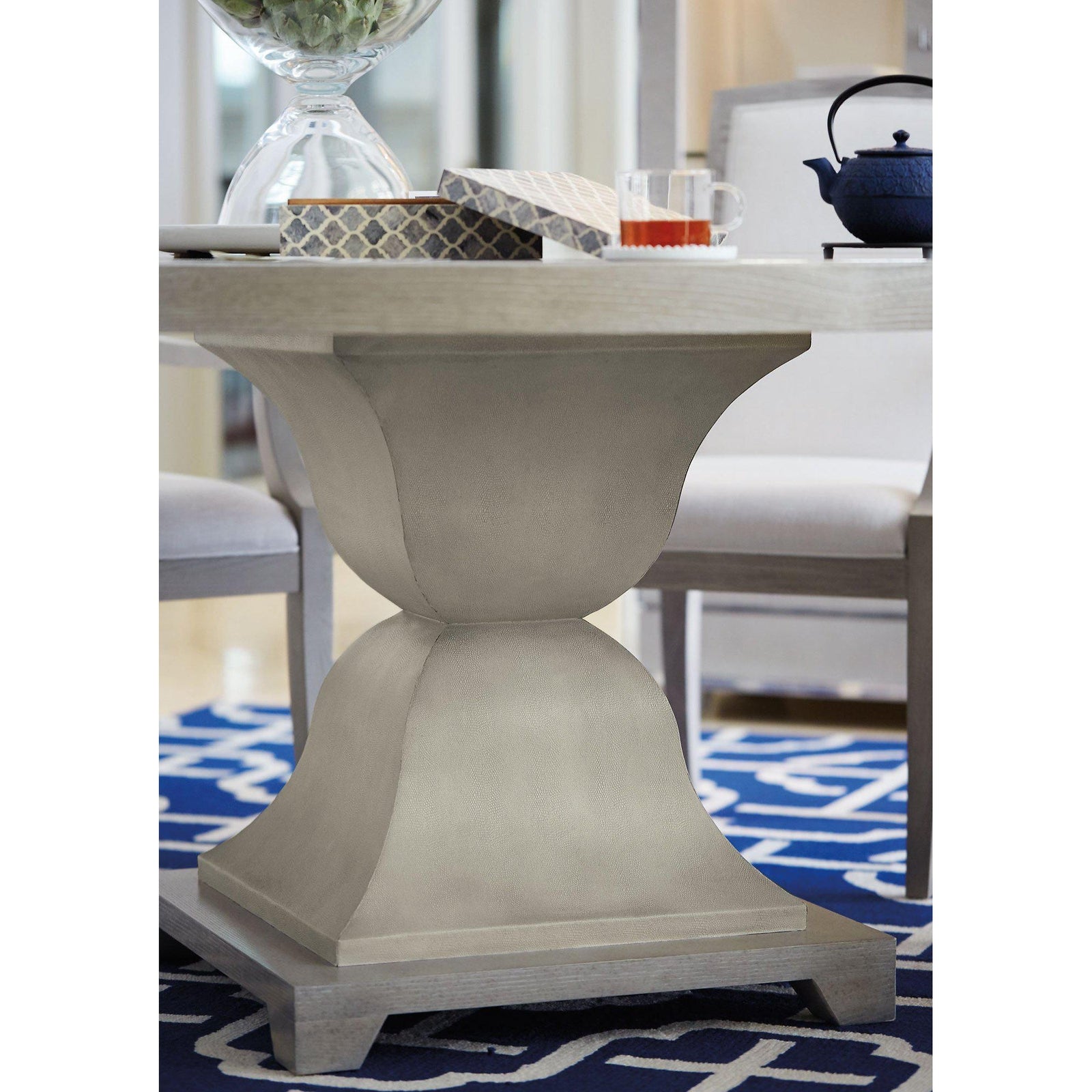 Bernhardt Criteria Round Dining Table