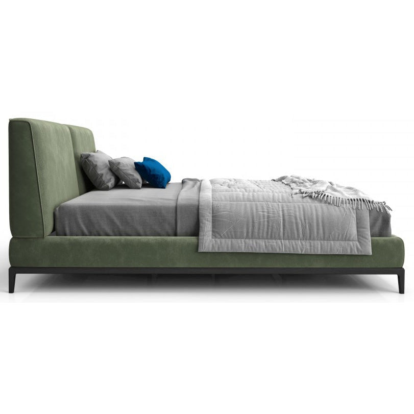 Huppe Hemrik Upholstered Bed