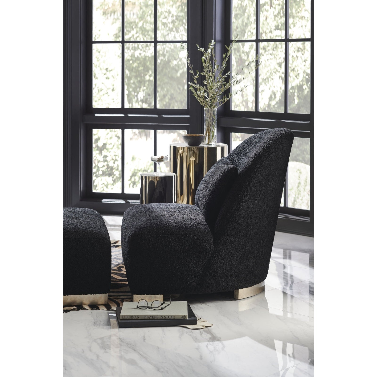 Caracole Signature Metropolitan Lounge Accent Ottoman