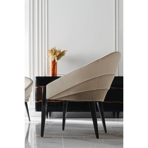 Caracole Signature Metropolitan On All Levels Chair